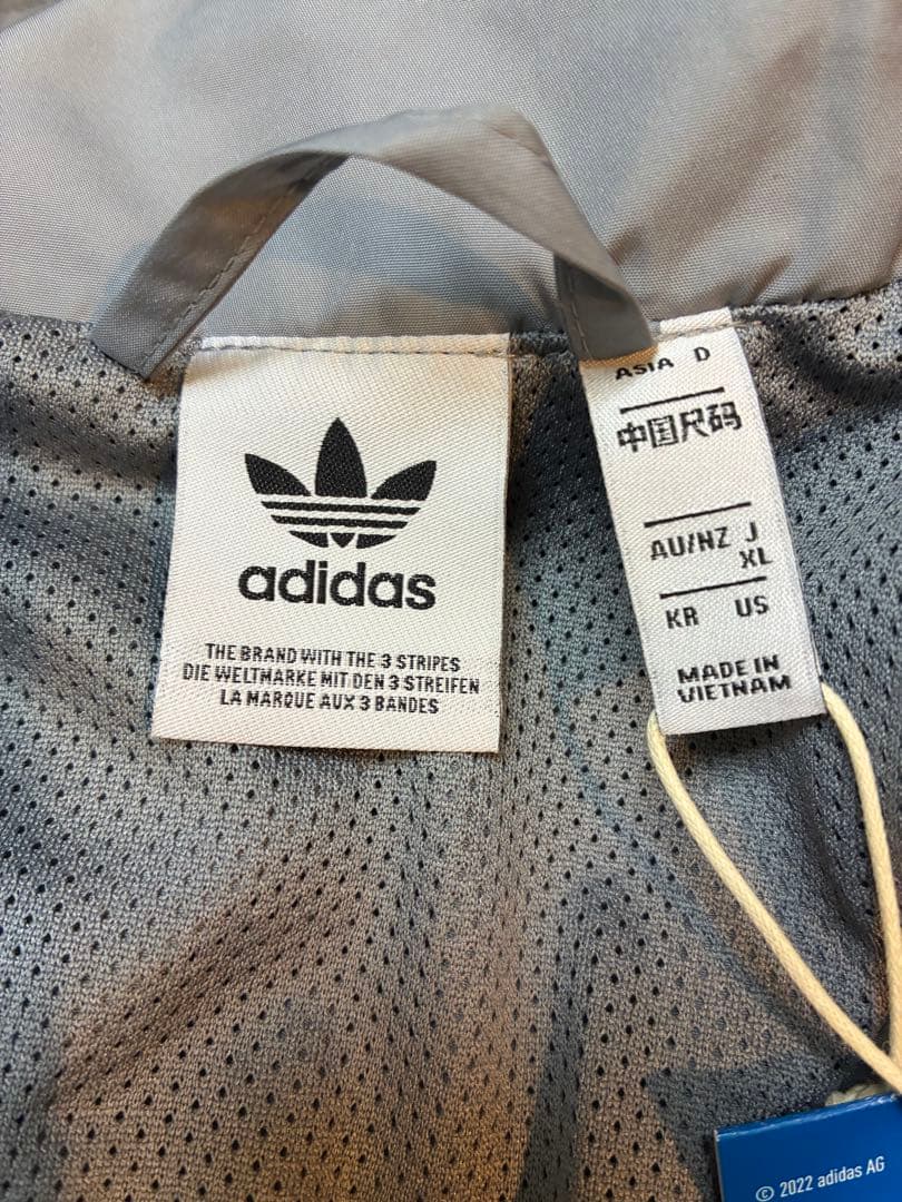 新品　アディダス　adidas ブルゾン ジャンバー　ジャージ　オーバーサイズ