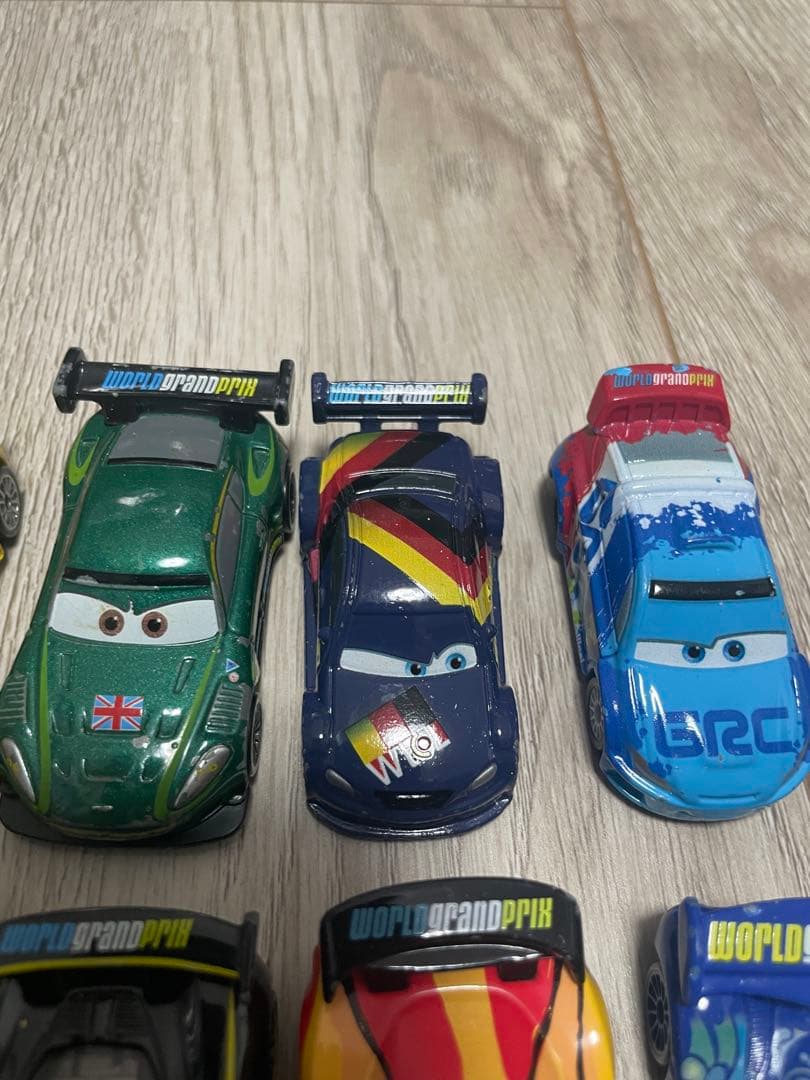 玲*様 【廃盤】カーズ カーズ２ トミカ ワールドグランプリ 10台セット
