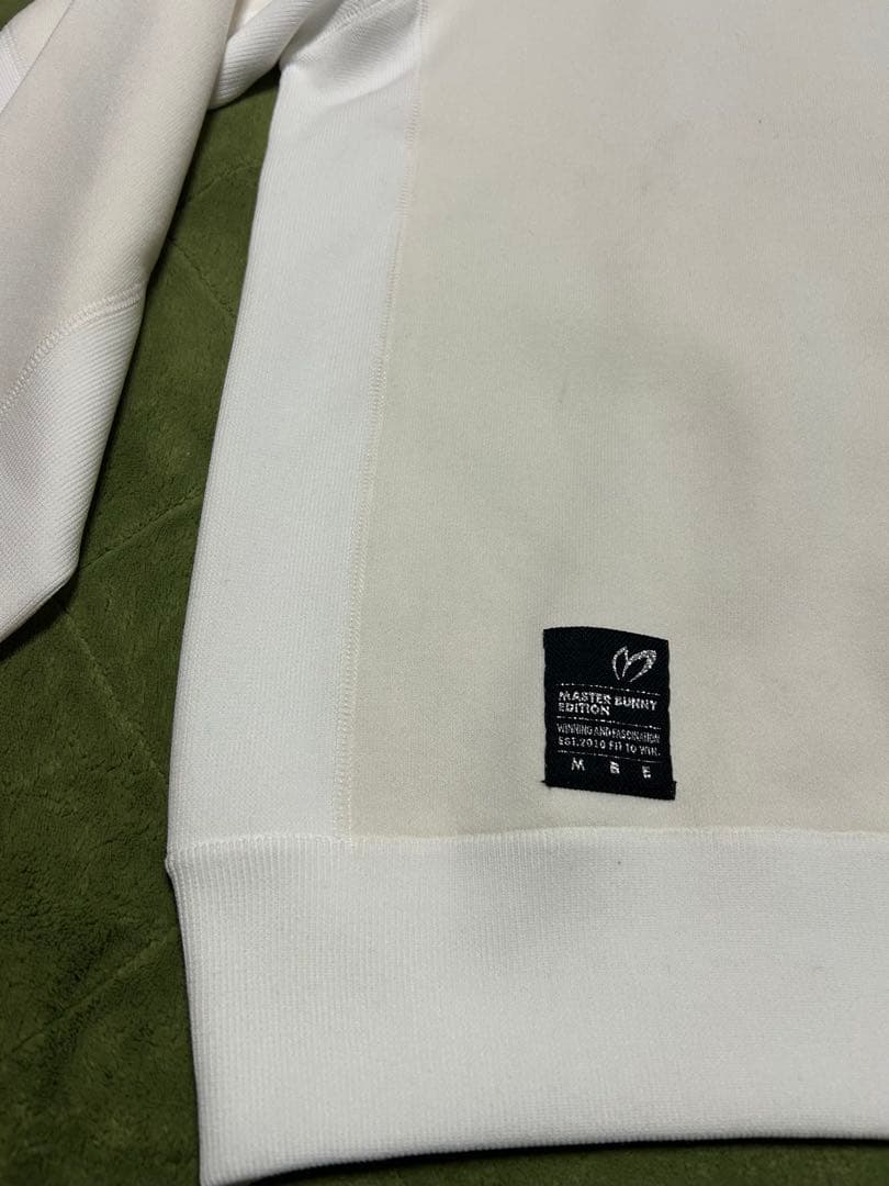 MASTER BUNNY EDITION ホワイトセーター　新品