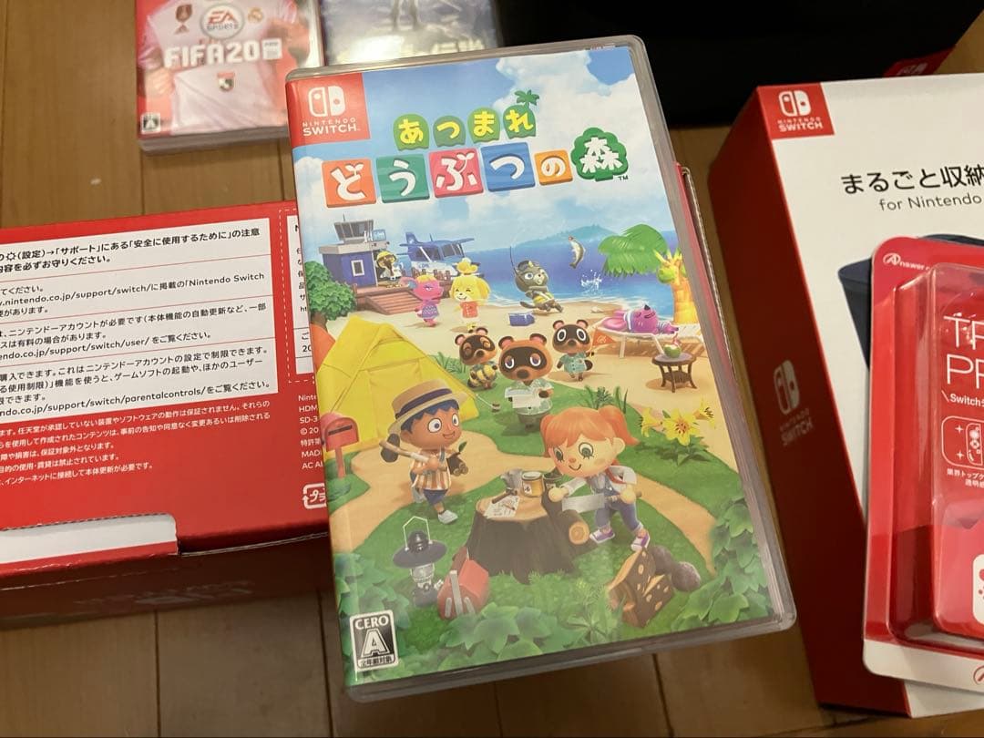 Nintendo Switch本体 + ゲームソフト3本 + TPUケース
