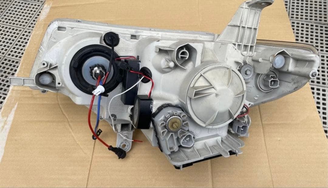 L375 タントカスタム 加工 ヘッドライト