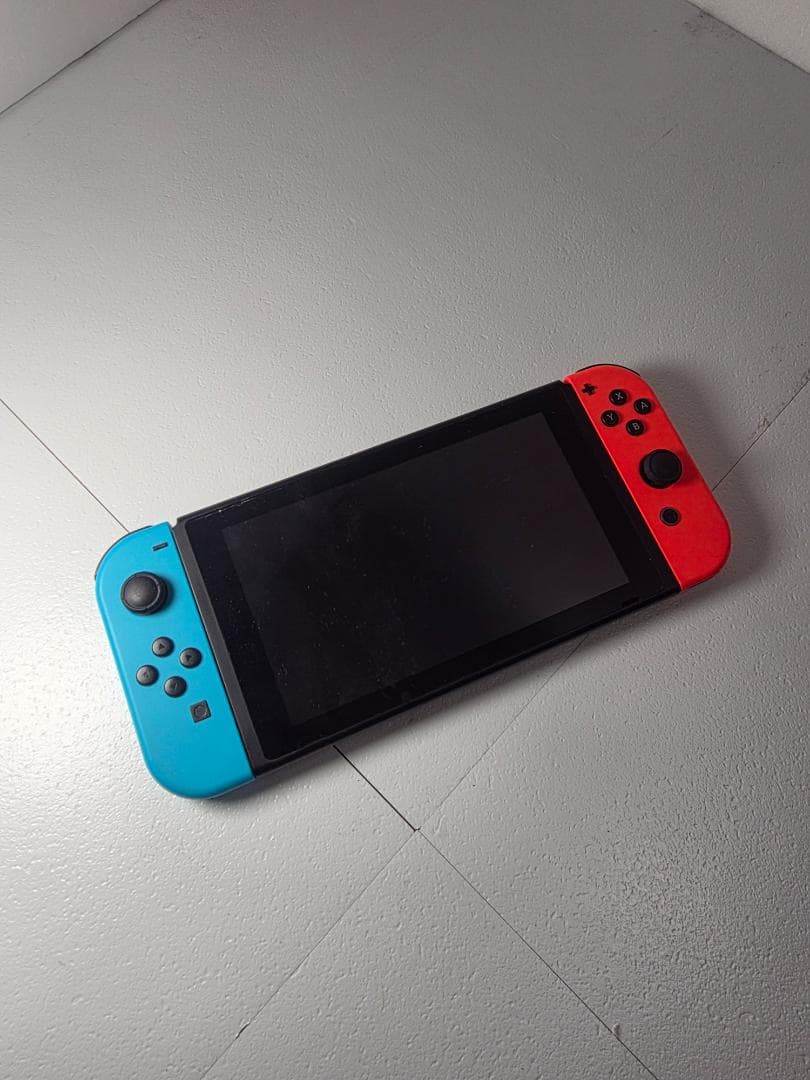 Nintendo Switch 本体 赤/青