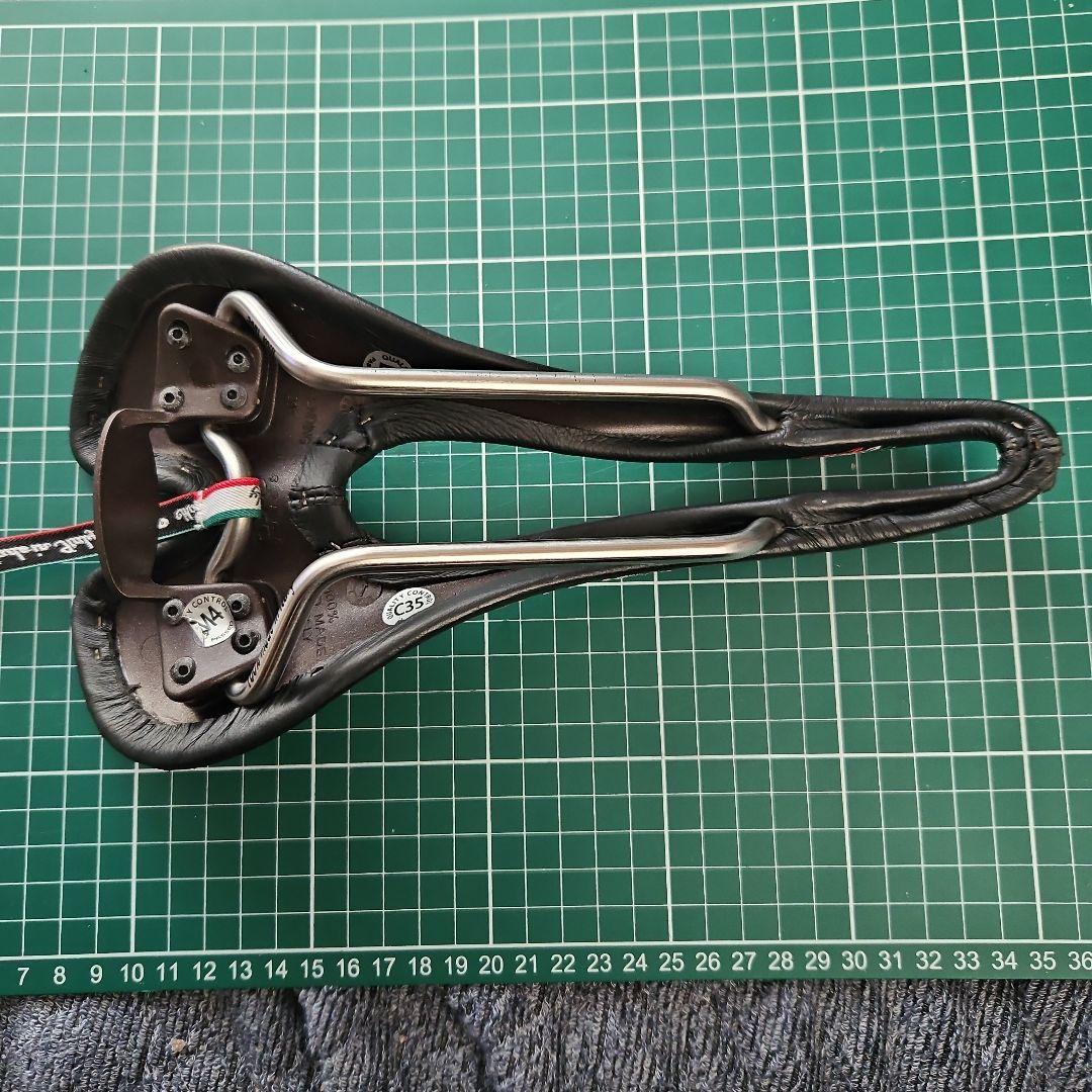 Selle SMP Forma サドル ブラック