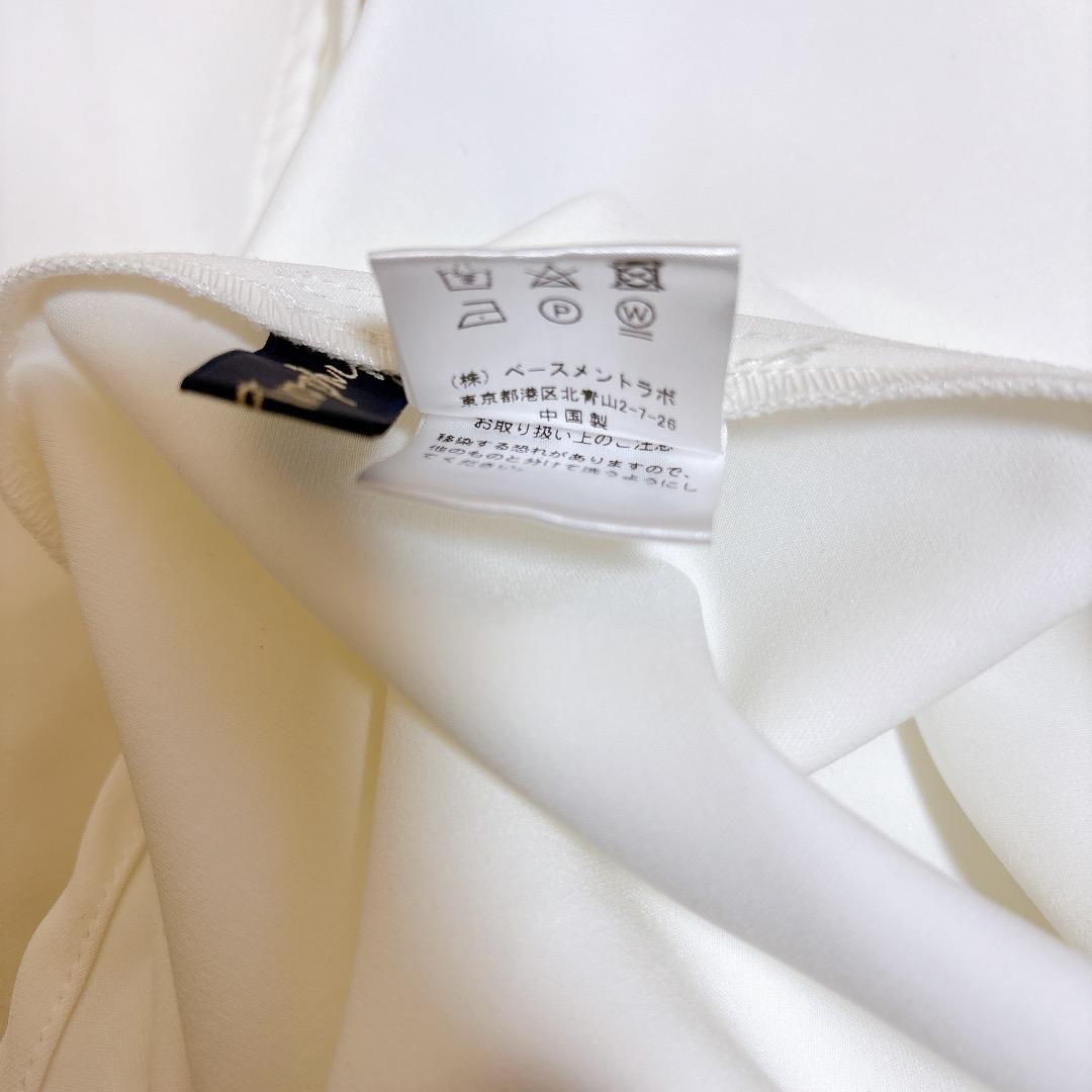 美品 Secret Trophy スカラップブラウス