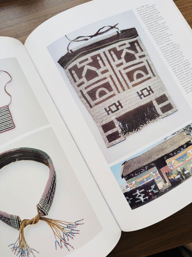The History of Beads 洋書 ビーズの歴史 民族装身具資料集