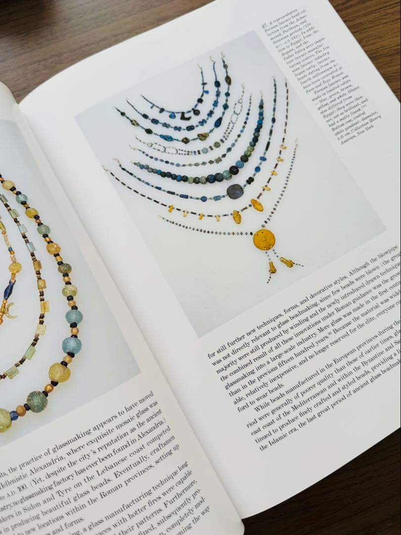 The History of Beads 洋書 ビーズの歴史 民族装身具資料集