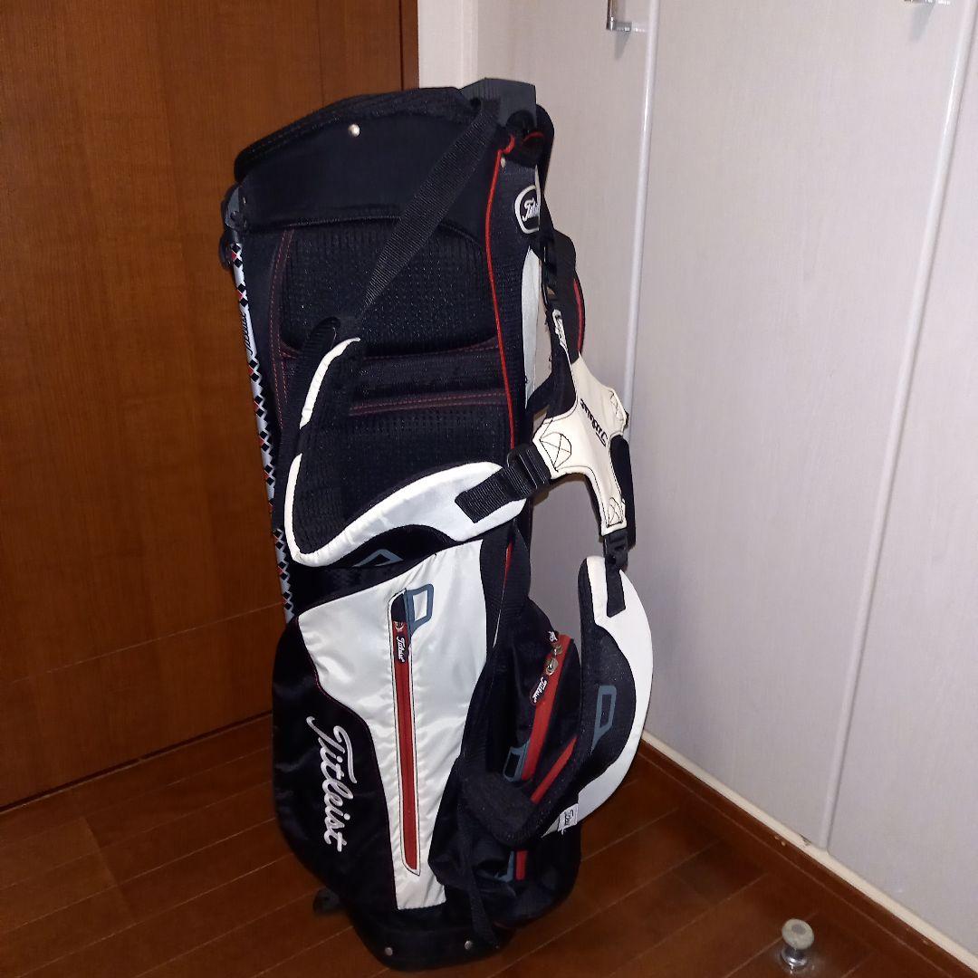 Titleist スタンドゴルフバッグ ブラック/ホワイト/レッド