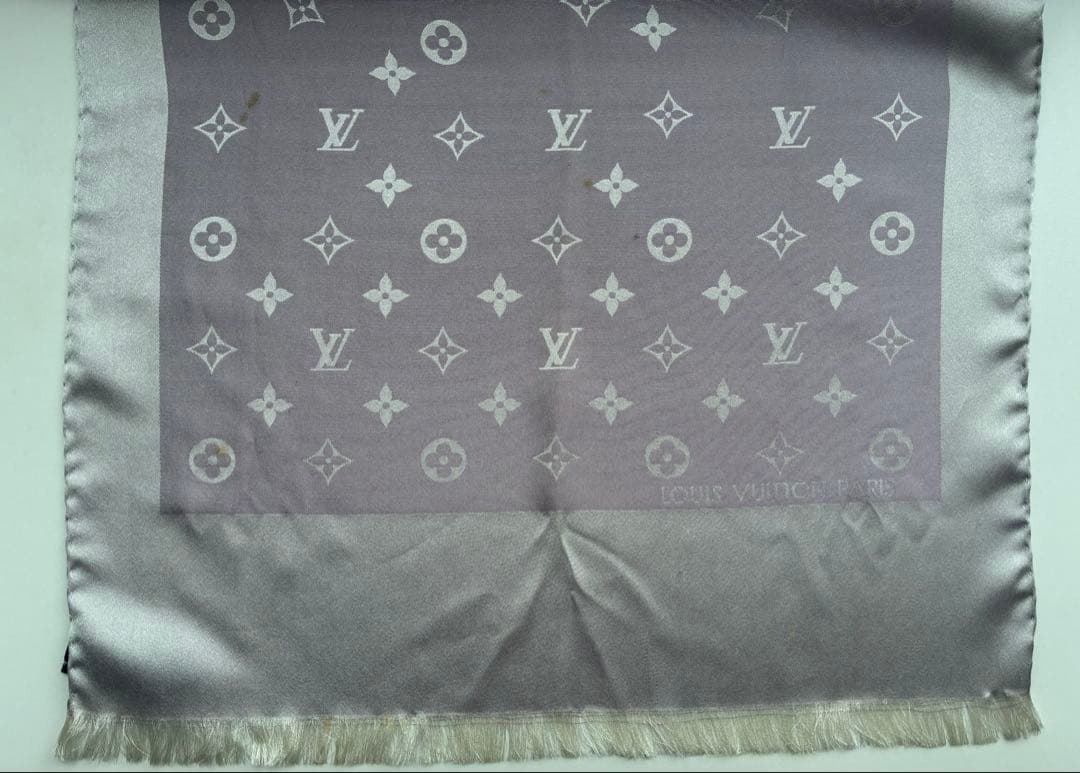 らんちゃんLouis Vuitton ルイヴィトン シルクスカーフ