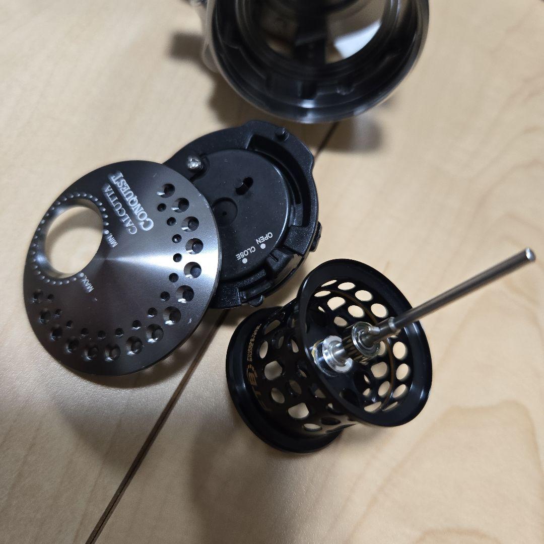 SHIMANO 17カルカッタコンクエストBFS HG（左） シマノ