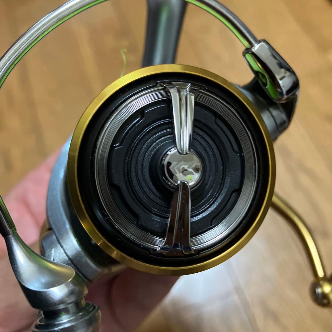 DAIWA 18FREAMS LT 2000S ダイワ フリームス スピニング