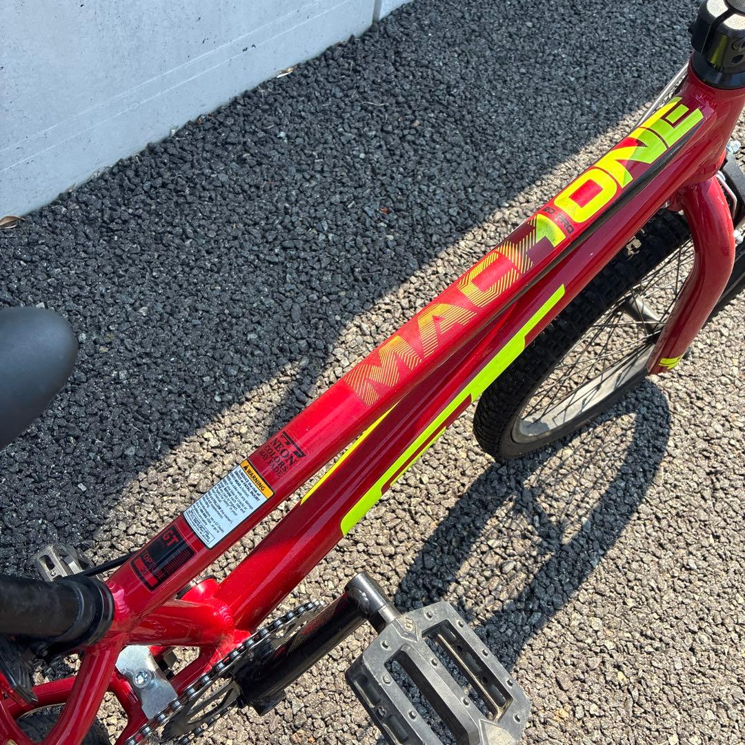 自転車本体 GT MACH ONE 20 PRO