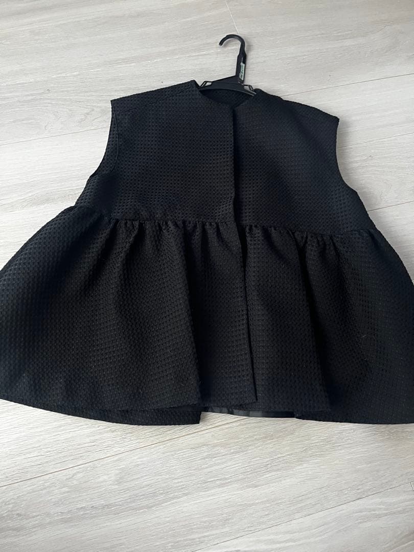 ella ジレ　ベスト　ella selectshop お値下げ不可