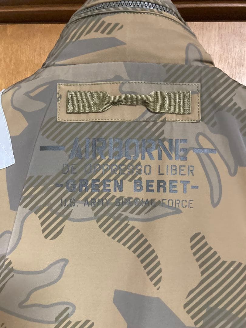 AVIREX Military Camp ライフジャケット XLサイズ 迷彩新品