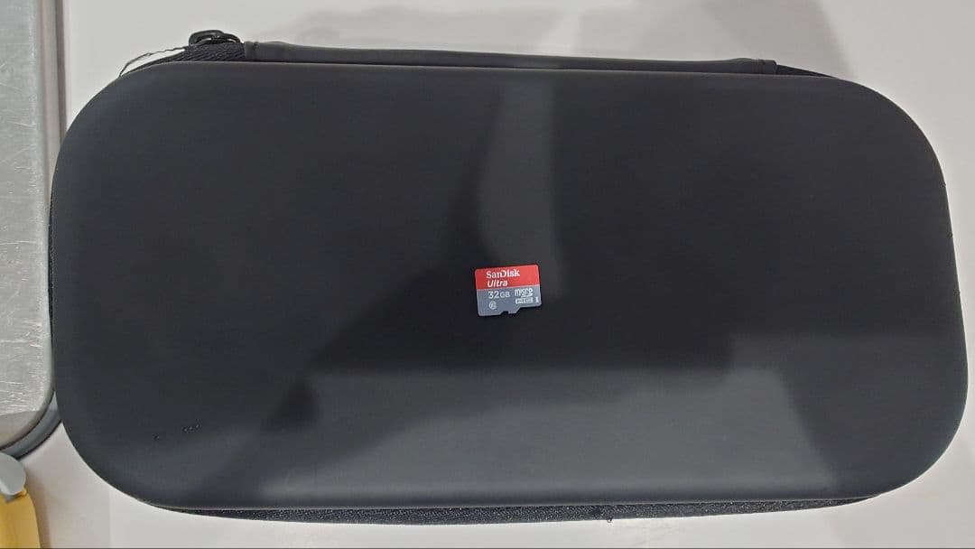 Nintendo Switch Liteイエロー　付属品完備　ケースSDカード付