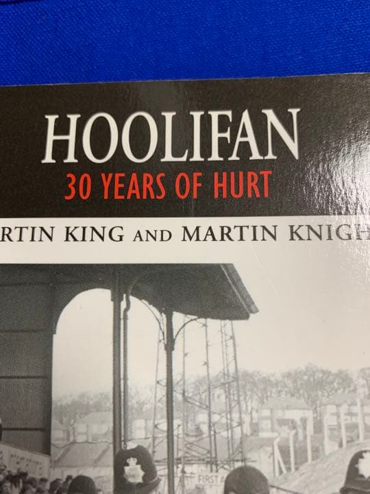 入手不可能！フーリガン自伝＂HOOLIFAN＂あるサポーターの30年史　希少本