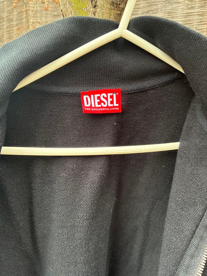 DIESEL スウェットジップアップ