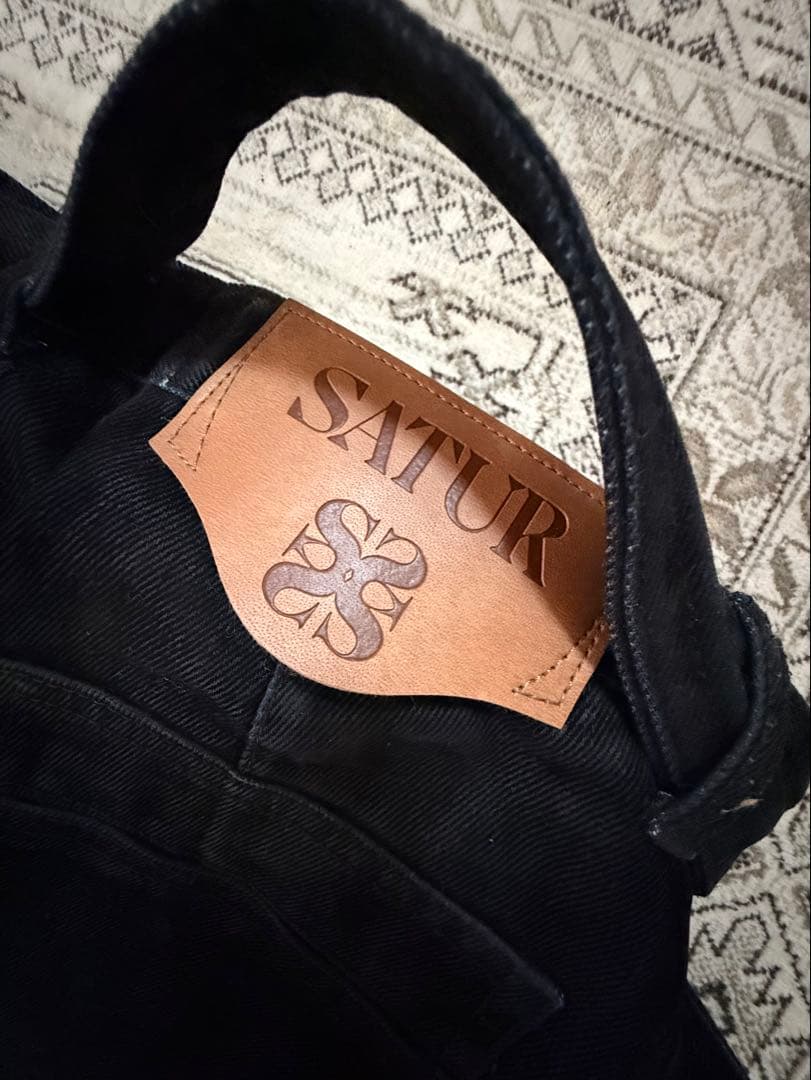 【最終値下げ】韓国ブランド【SATUR】聖水購入 デニムセットアップ ブラック