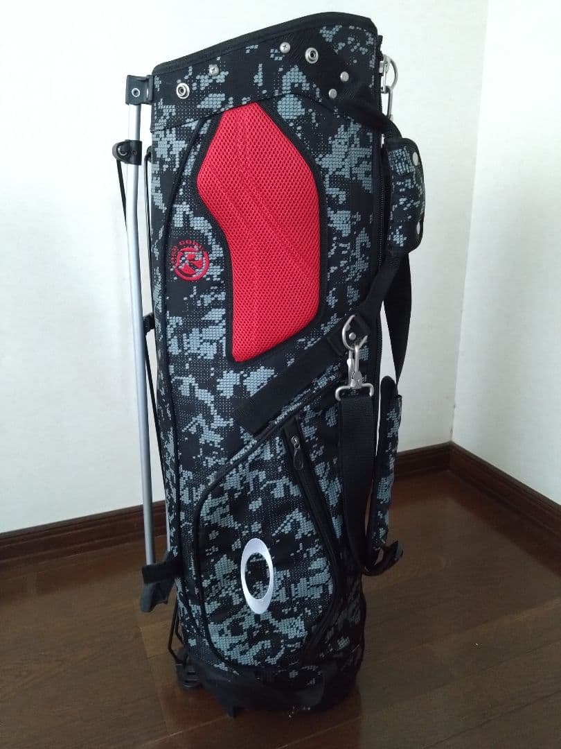 Oakley 迷彩スタンド　ゴルフキャディバッグ
