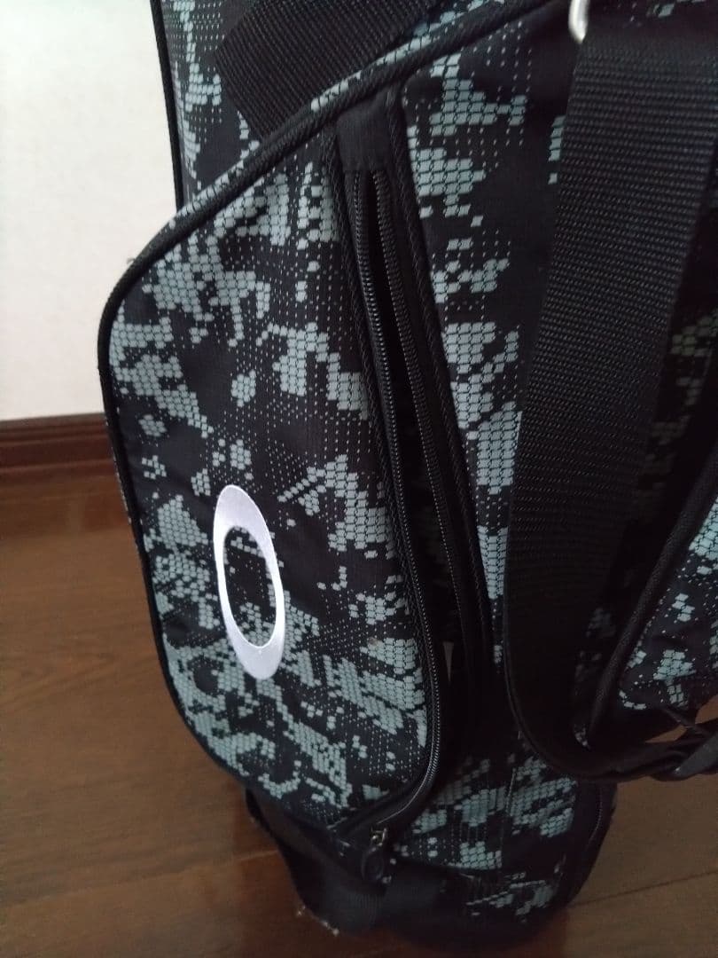 Oakley 迷彩スタンド　ゴルフキャディバッグ