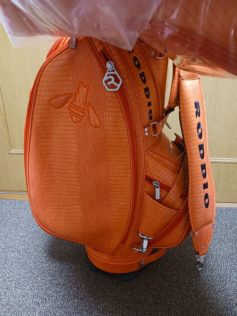 RODDIO 2026限定 パーシモンオレンジ キャディバッグ ヘッドカバー付き