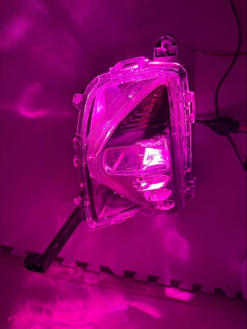 【即納】50プリウス　3連RGB バルブ交換式　H8H11H16バルブ対応