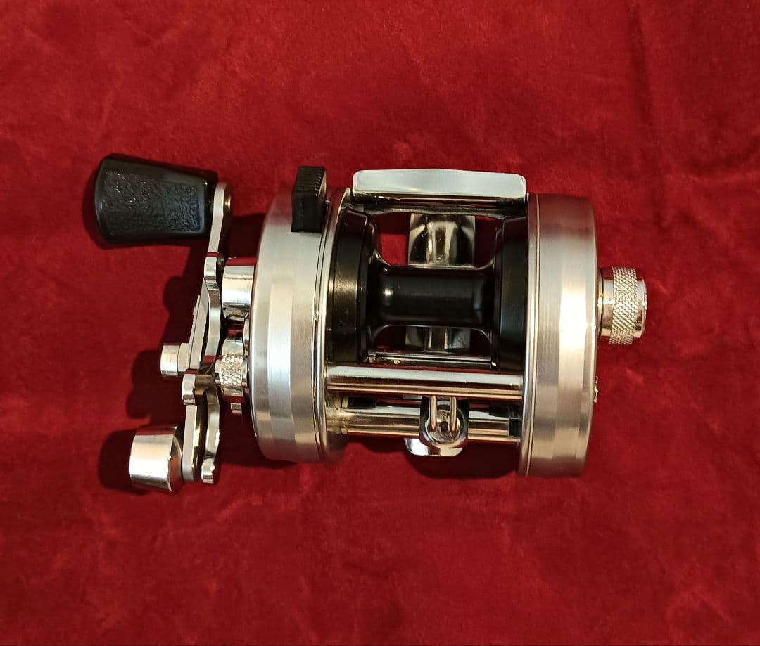 ABU GARCIA アンバサダー 2500C ベイトリール 新品・未使用