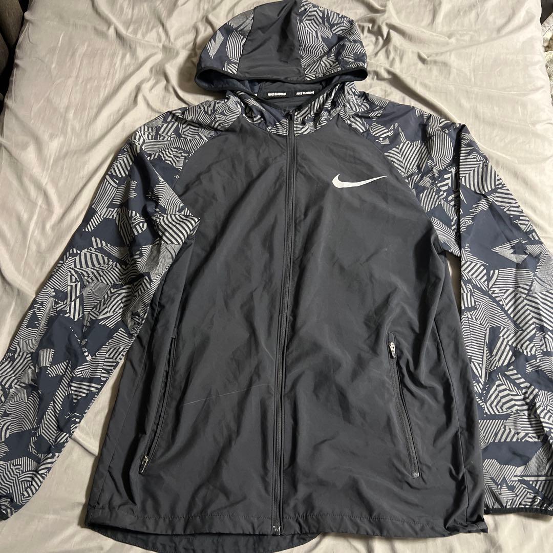 Nike Running ウィンドブレーカー