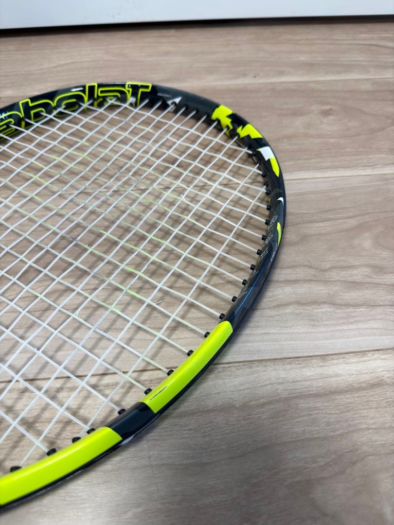 ②バボラ アエロ チーム 285g グリップ2