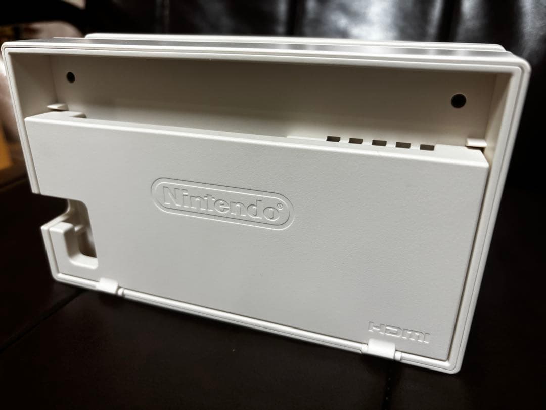 Nintendo Switch 本体　あつまれどうぶつの森デザイン