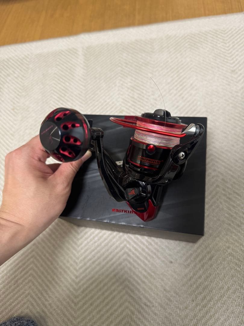 美品　KastKing Sharky III 5000 ゴメクサス　カストキング