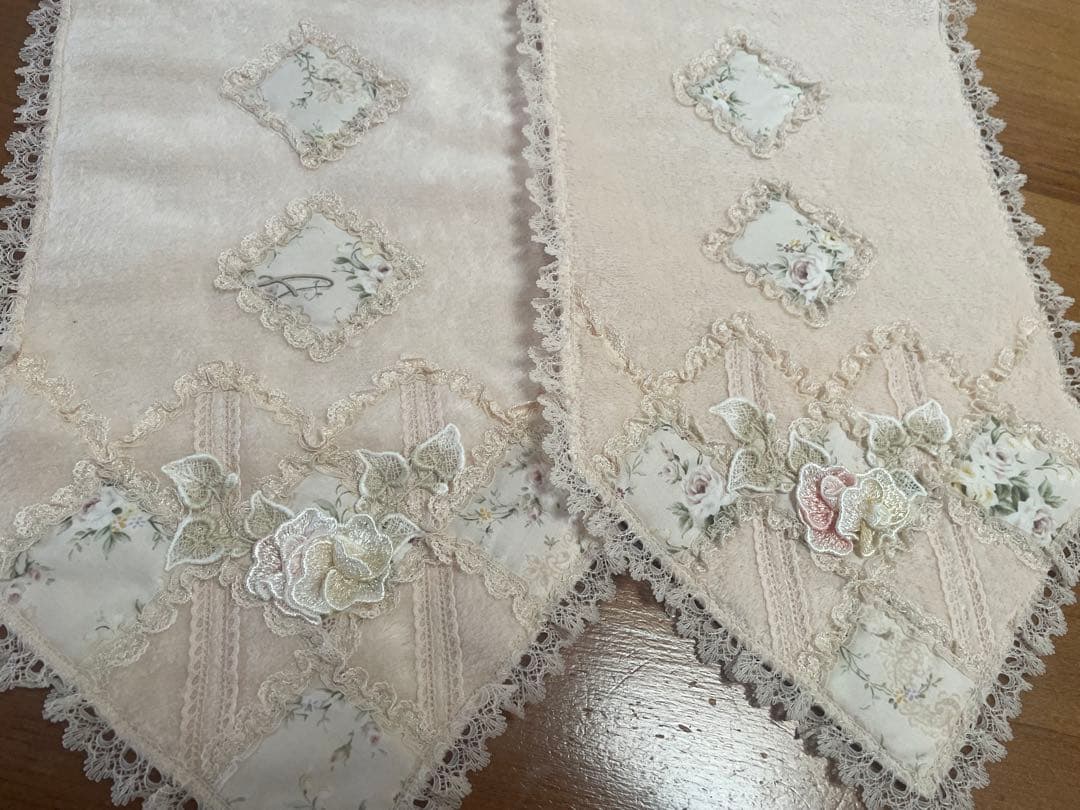 さえら AKIAKANE ロングタオル 淡いピンク 刺繍レース フェイスタオル