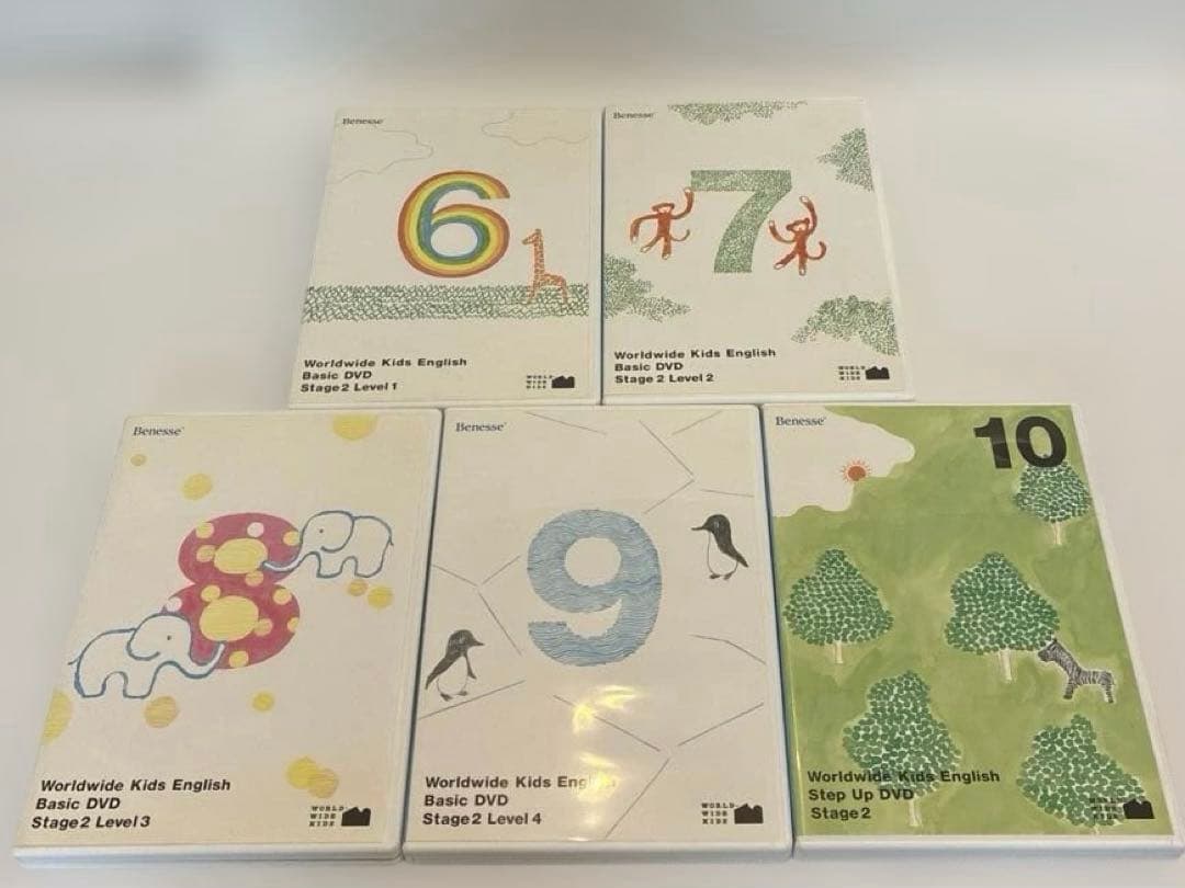 ワールドワイドキッズDVD24枚 ＆CD14枚まとめ売り