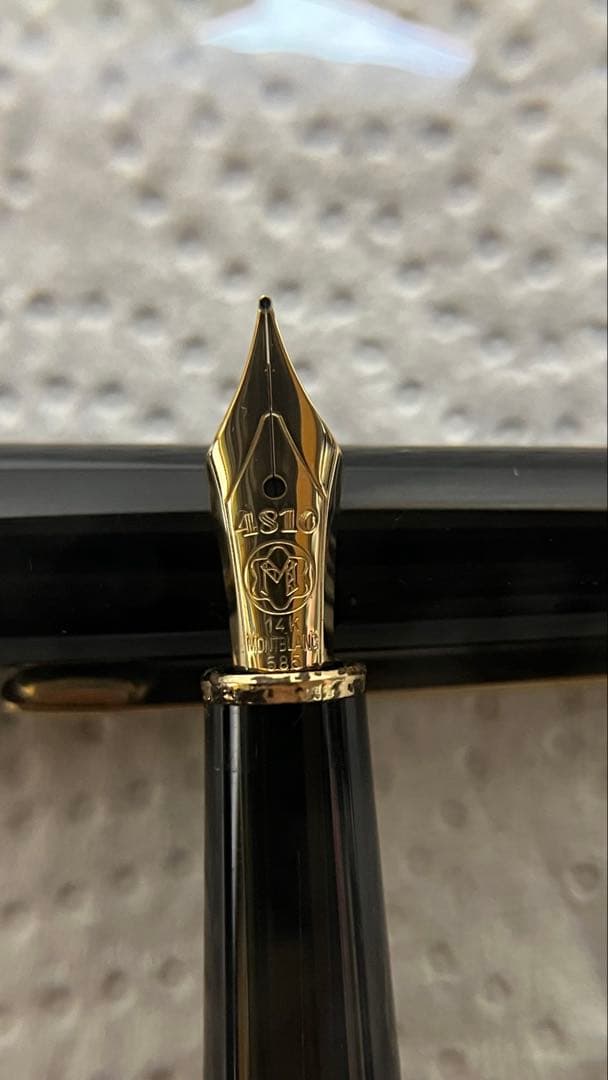 MONTBLANC 14K 585万年筆