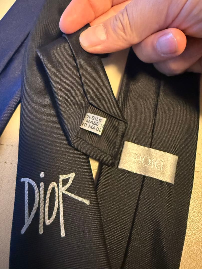極美品Dior 2本セット売/高級シルク/即完売品/蜂/ロゴ　Dior銀座店購入