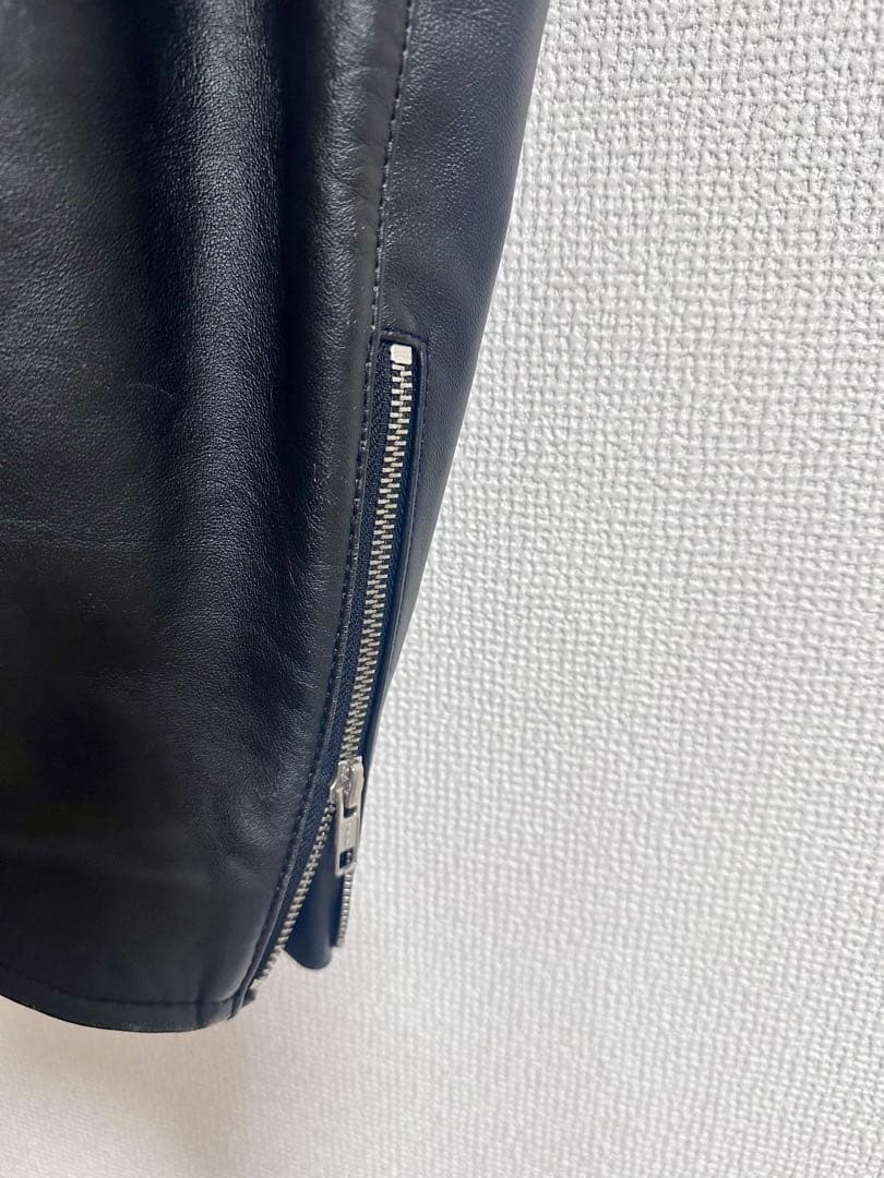 【着用数回】レザージャケット　ライダース　本革　ラムレザー　ブラック　Lサイズ