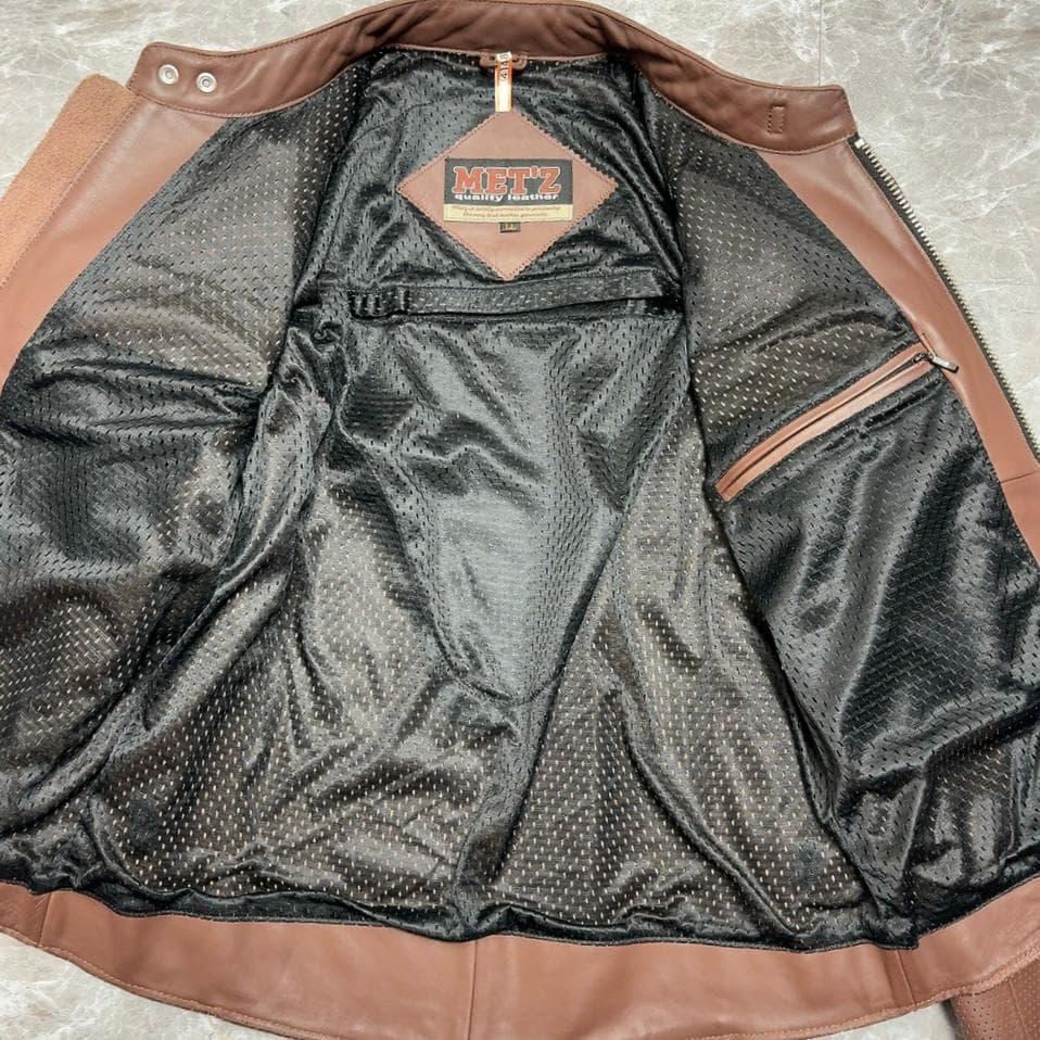 美品 パンチングレザー シングルライダース ジャケット XL 羊革 MET'Z