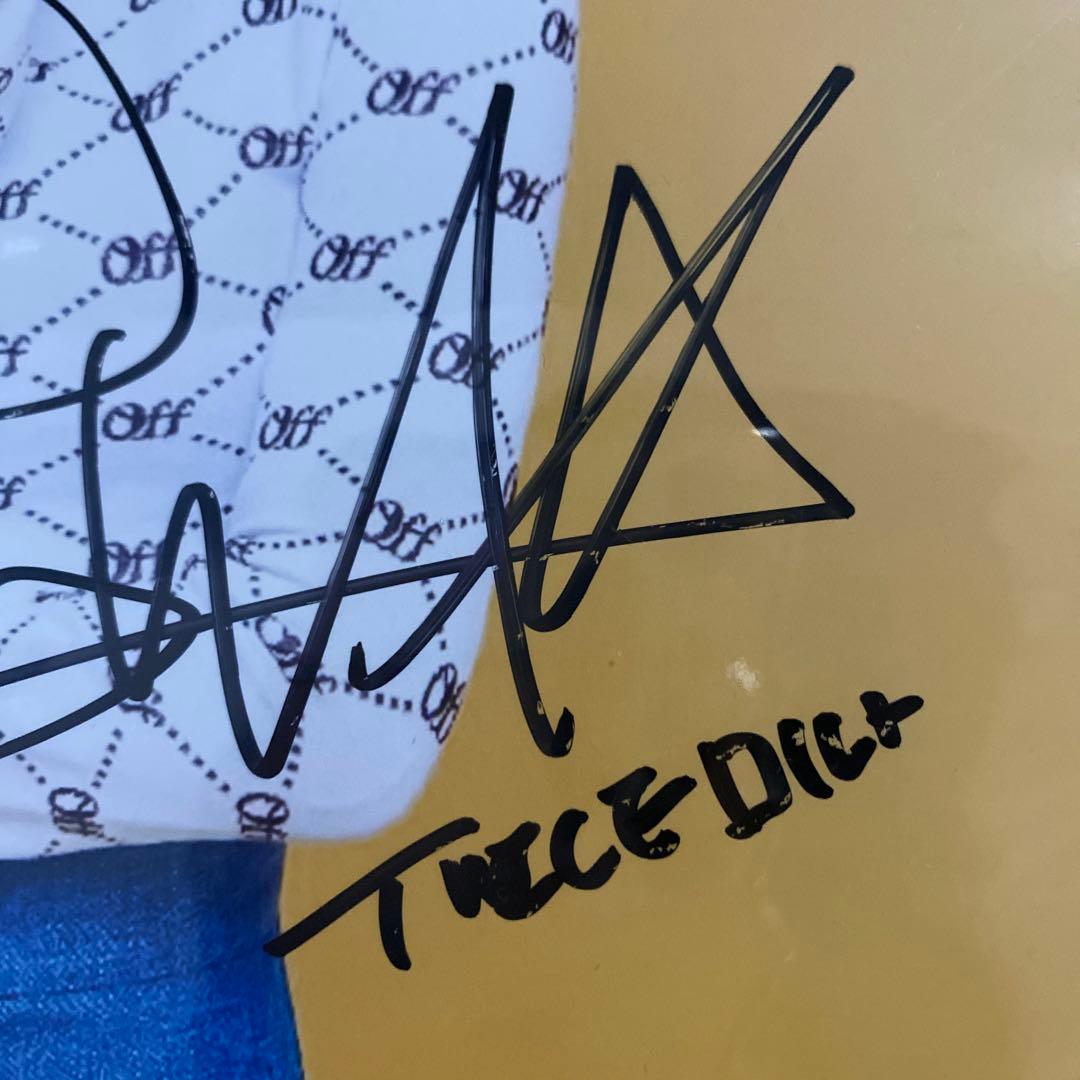 難ありTWICE ミナ　サイン　直筆　A4 写真
