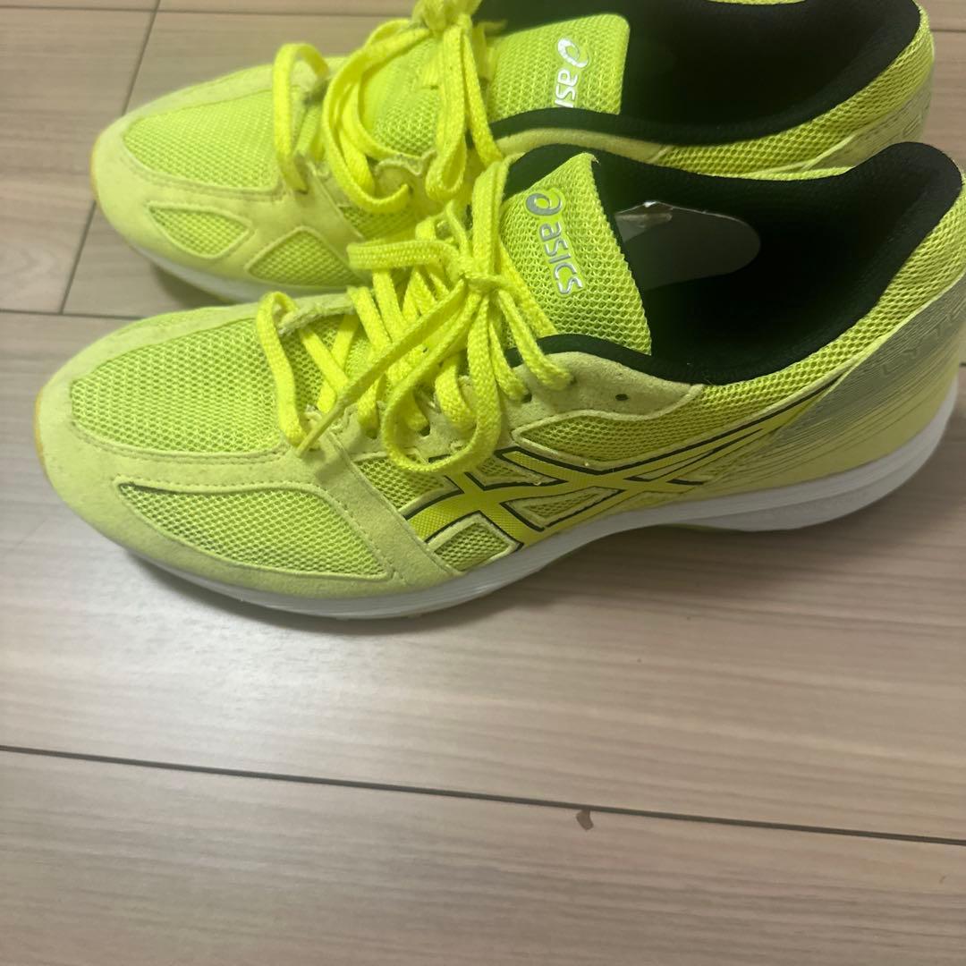 asics イエロー シューズ