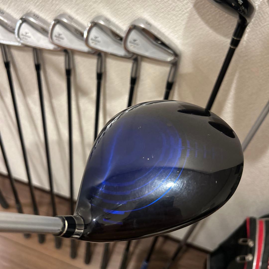 ViQツアーステージ　メンズ R １１本　右利き　ゴルフセット