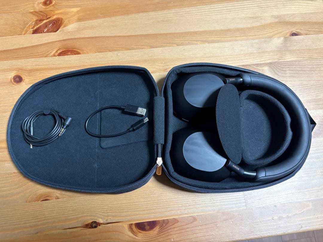 SONYワイヤレスヘッドホン WH1000XM5
