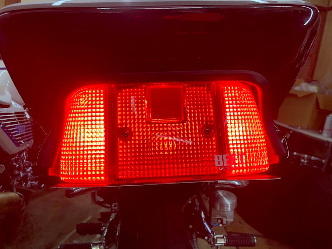 cbx400fビート風レッドテール