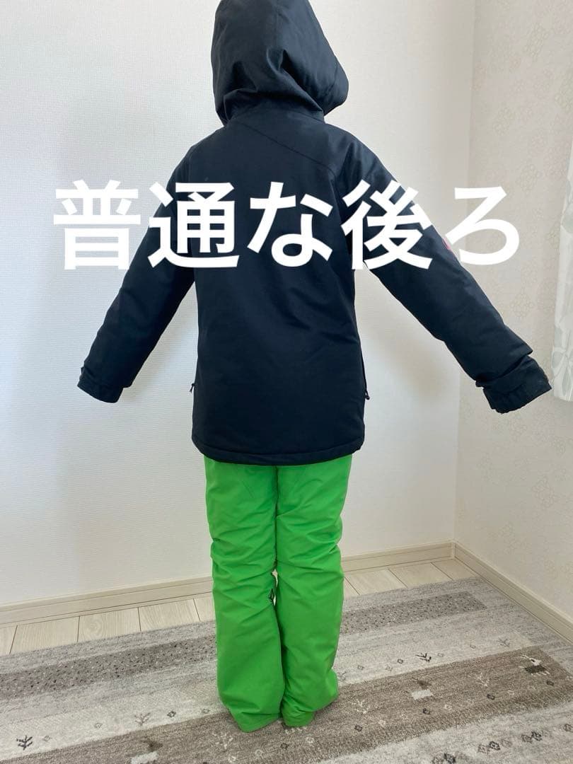 ボルコム　キッズウエア　XSかＳ