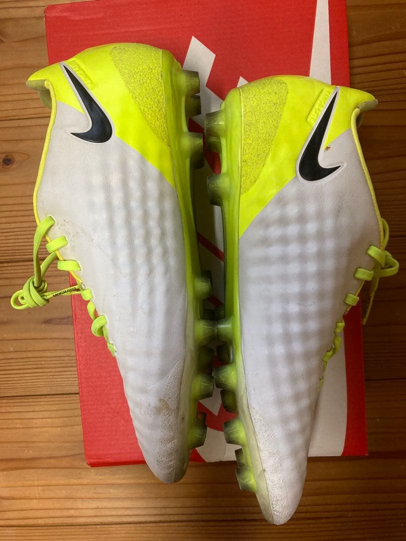 NIKE マジスタ オーパス 2 HG-E 25.5cm シューズケース付き