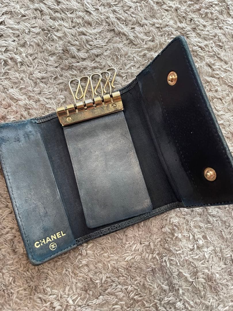 CHANEL キーケース 黒 ブラック 中古 キャビアスキン