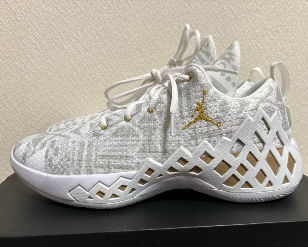 シューズ(男性用) JORDAN JUMPMAN DIAMOND LOW PF 28.5cm