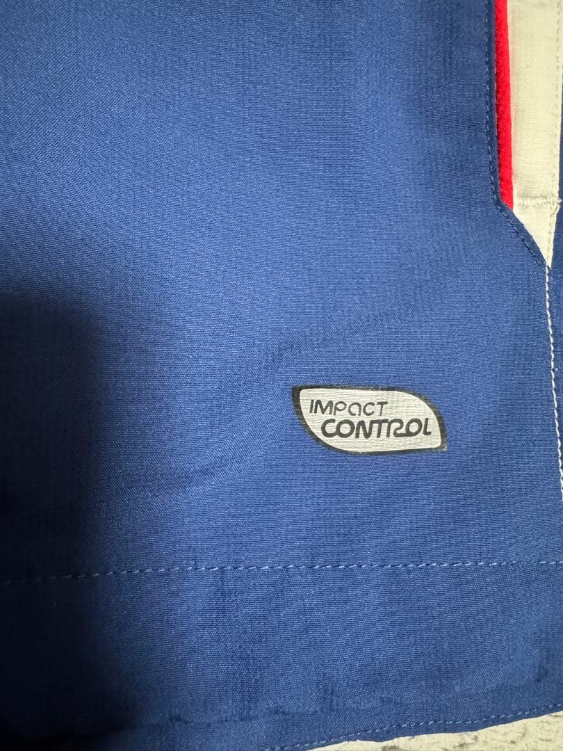 Umbro イングランド代表 ウィンドブレーカー美品ベッカム、ルーニー