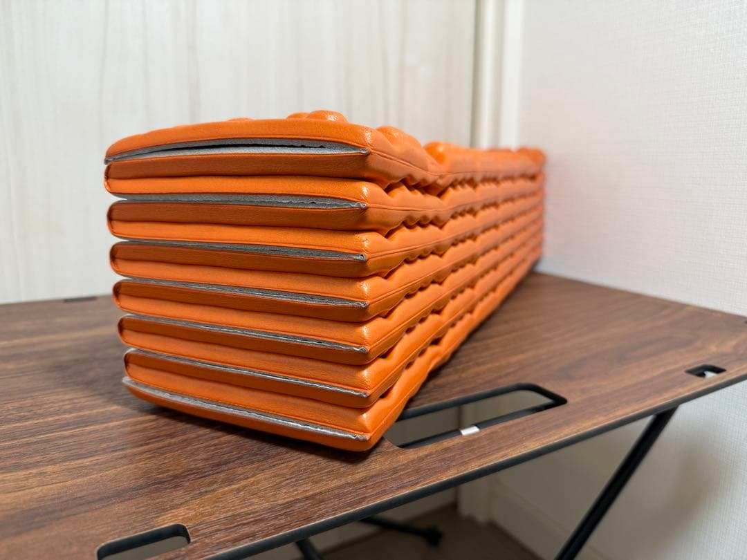 【美品】　NEMO ニーモスイッチバック　スリーピングマット　オレンジ