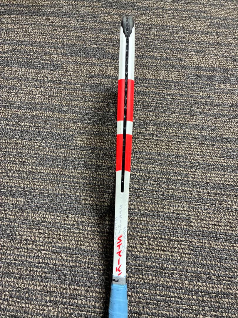 Babolat ピュアストライク100 グリップ2