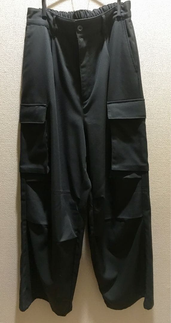 仮面ライダーガヴ　ダークショウマ　着用モデル　カーゴパンツ　衣装
