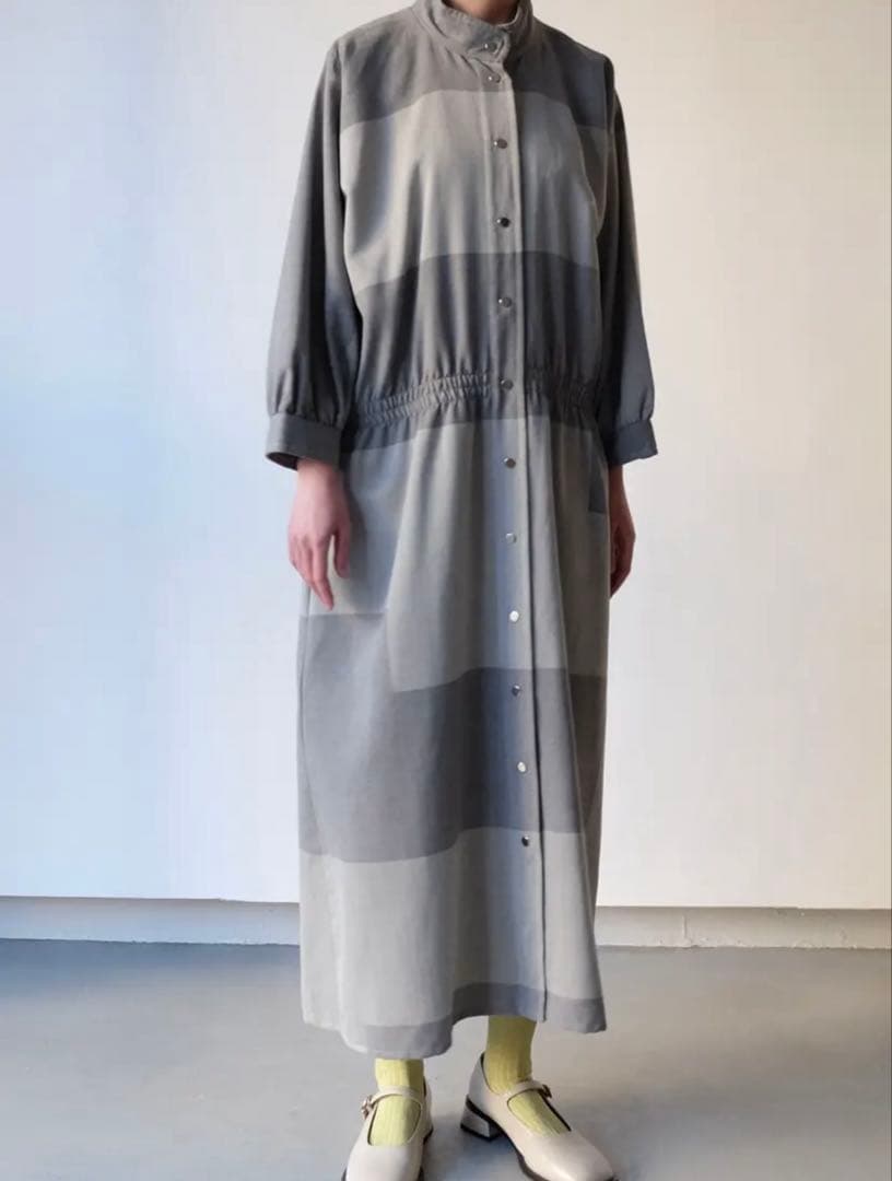 【美品】Vuokko grey color palette dress